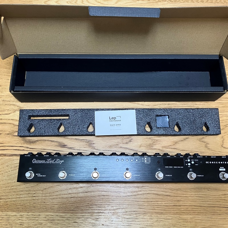One Control Caiman Tail Loopの画像